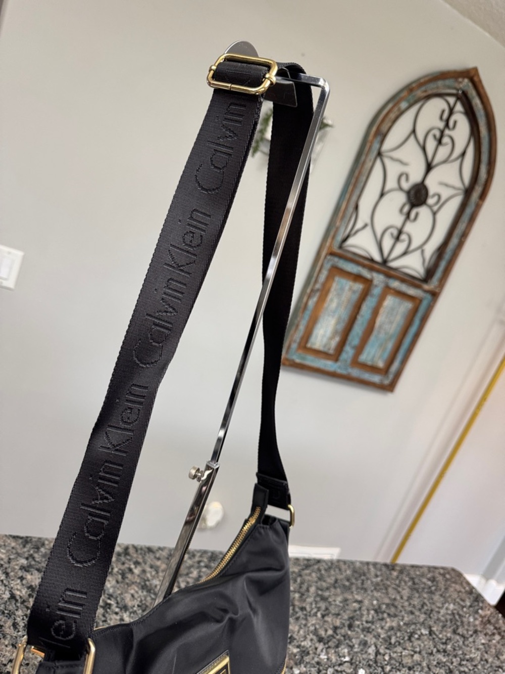 Calvin Klein Black Nylon Shoulder messenger Bag Guitar adjustable long strap EUC - Picture 10 of 14